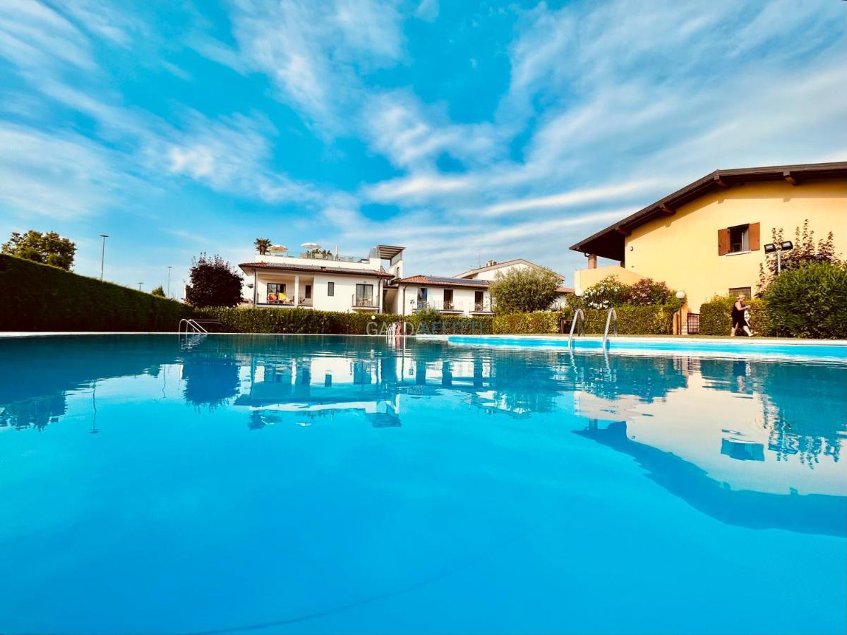 Artemide Apartment - A Soli 150M Dal Lago Di Garda Sirmione Exterior photo
