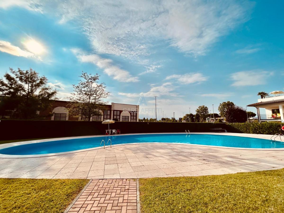 Artemide Apartment - A Soli 150M Dal Lago Di Garda Sirmione Exterior photo