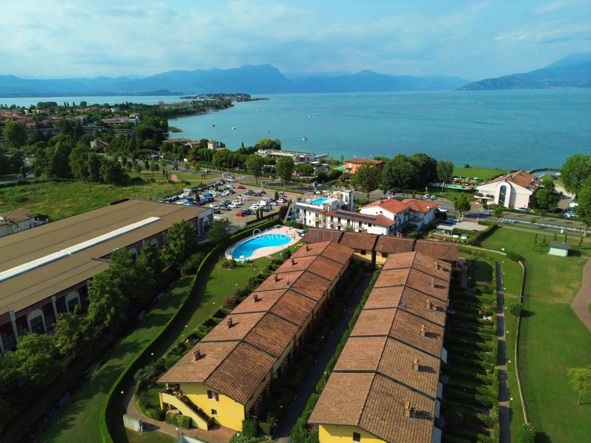 Artemide Apartment - A Soli 150M Dal Lago Di Garda Sirmione Exterior photo